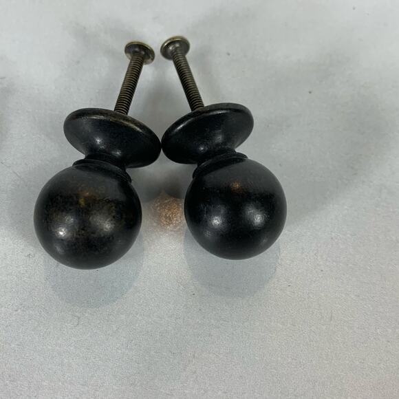 Set 2 Heavy Bronze Drawer Pulls 1.5" x 1" Knobs - Picture 1 of 3